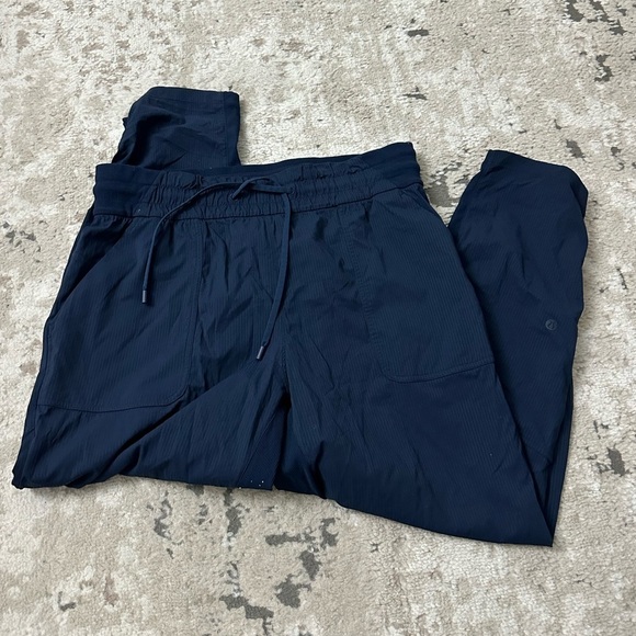 Lululemon Beyond the Studio Crop - True Navy - Picture 6 of 10